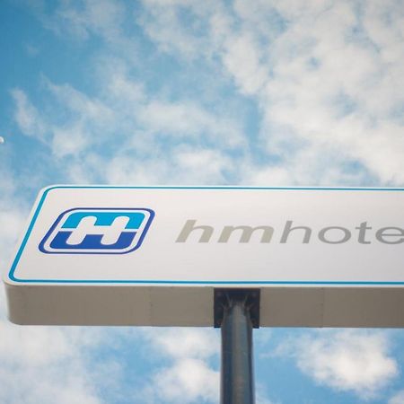מנסניו Hm Hotel מראה חיצוני תמונה