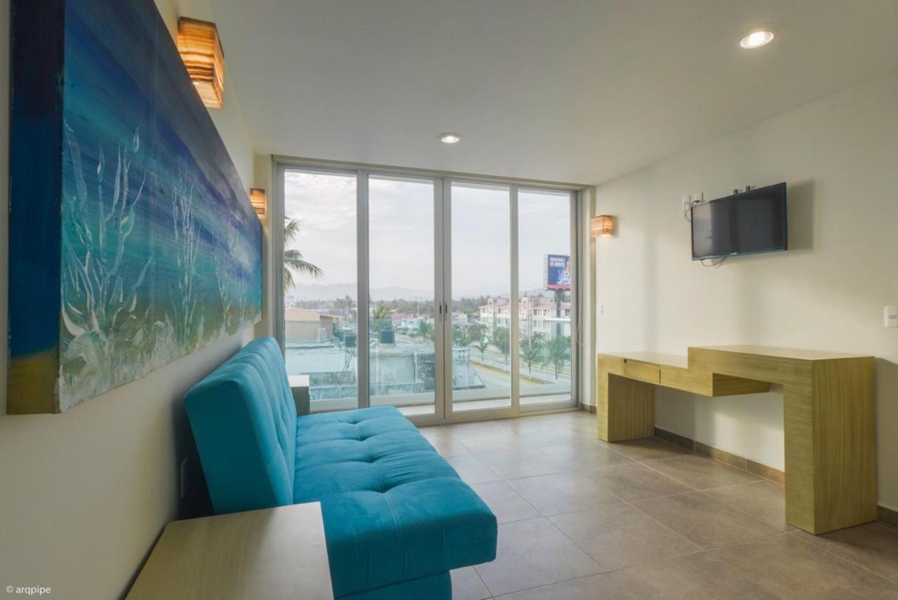 מנסניו Hm Hotel מראה חיצוני תמונה